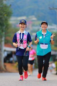 BIB: 283, 8279
                            <button type="button" onclick="openModal(18898537)" class="btn btn-primary btn-sm float-right btn-popup" data-toggle="modal" data-target=".modal-high-quality">
                        <i class="fas fa-shopping-cart"></i> Add to Cart
                    </button>
                                            <button type="button" onclick="isThisMe(18898537, true)" class="btn btn-success btn-sm float-right btn-popup btn-isme hidden" data-toggle="tooltip" data-placement="bottom" title="นี่คือรูปของคุณใช่ไหม คลิกที่นี่เพื่อเอาเข้าอัลบั้ม">
                        <i class="fas fa-plus"></i> Add to album
                    </button>
                    <button type="button" onclick="isThisMe(18898537, false)" class="btn btn-warning btn-sm float-right btn-popup btn-isnotme hidden">
                        <i class="fas fa-ban"></i> Remove from album
                    </button>